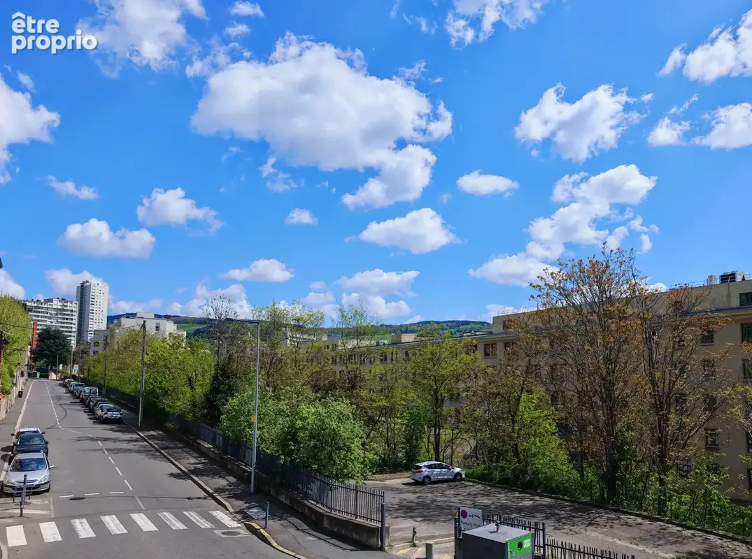 Prix réajusté pour ce grand appartement dernier étage avec terrasse - photo 10