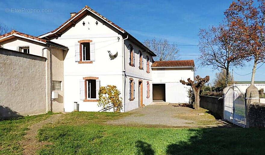 Maison à TIESTE-URAGNOUX