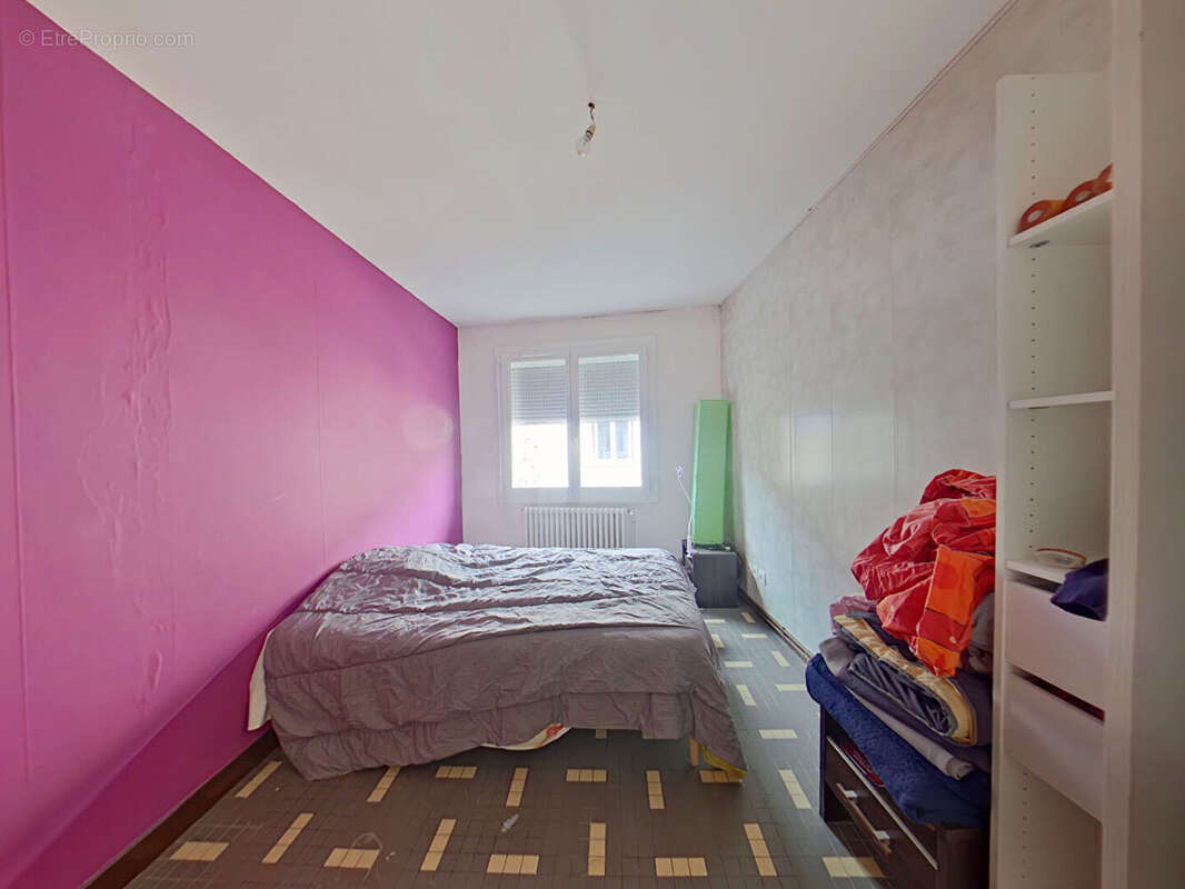 Maison à AVAILLES-LIMOUZINE