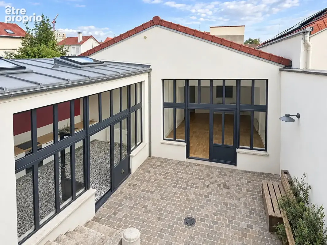 Maison de ville 175 m² + sous-sol 34 m² ? patio 30 m² ? calme - photo 2
