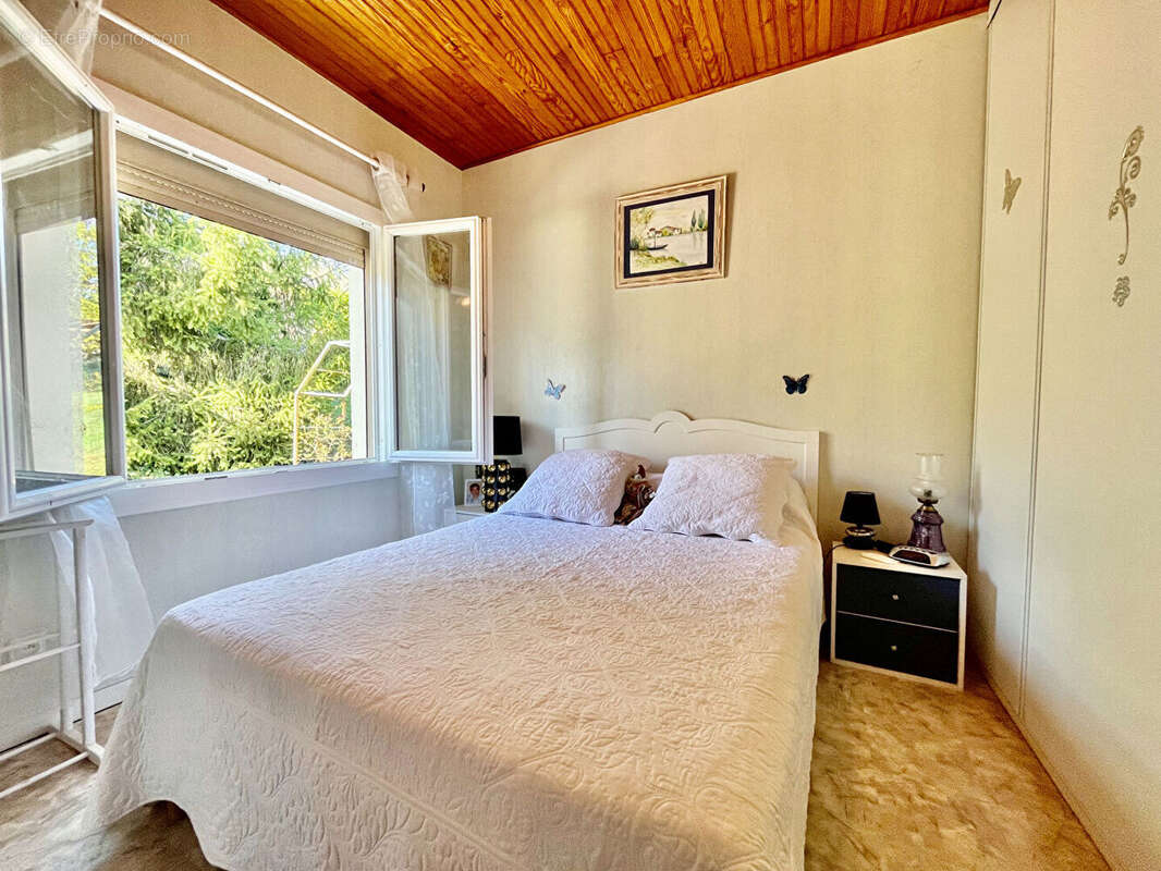 Maison à CASTELMORON-SUR-LOT