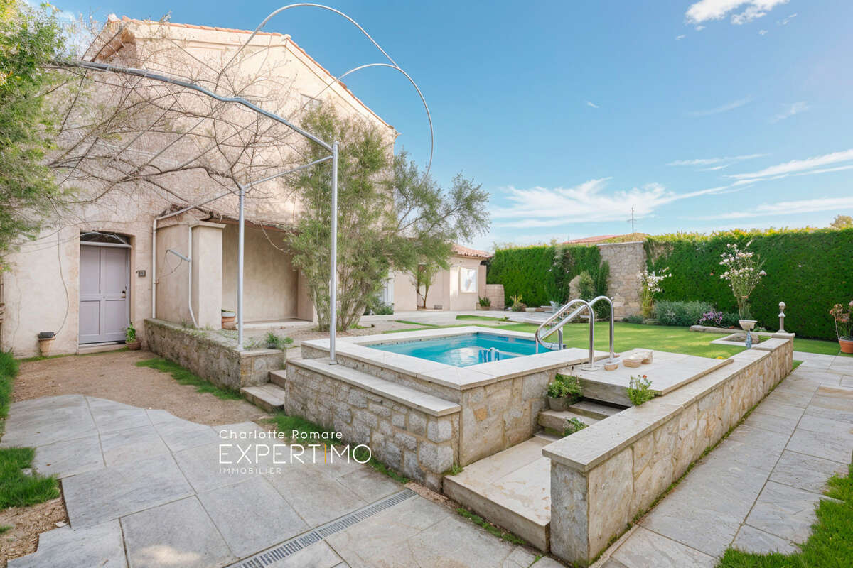 Maison à SAINT-MARTIN-DE-CASTILLON