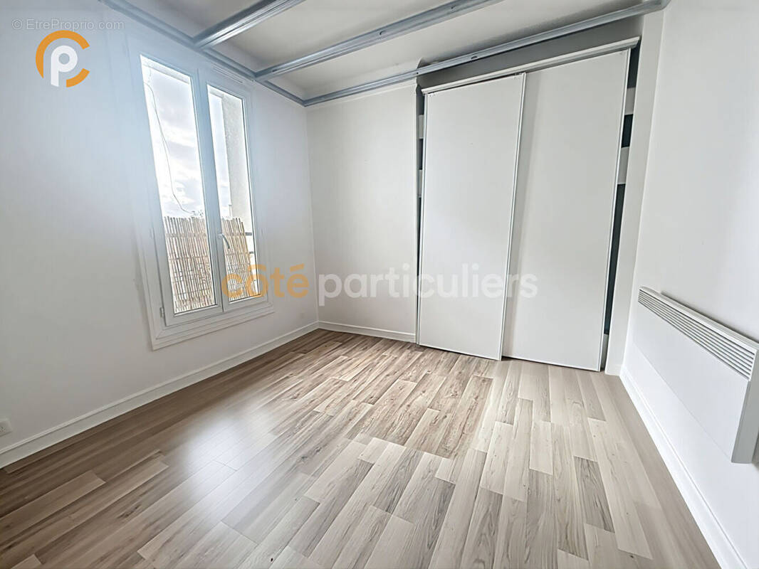 Appartement à PARIS-20E