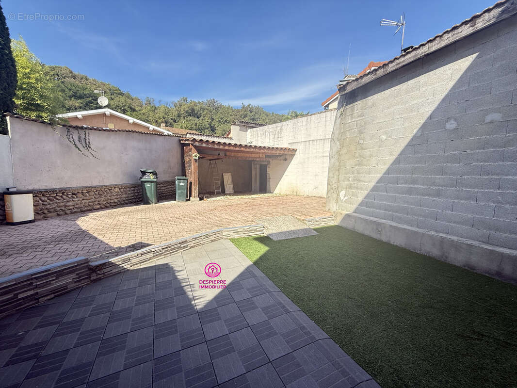 Maison à CHANAS