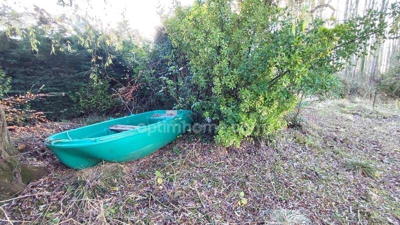 Terrain à MEZIERES-SUR-OISE