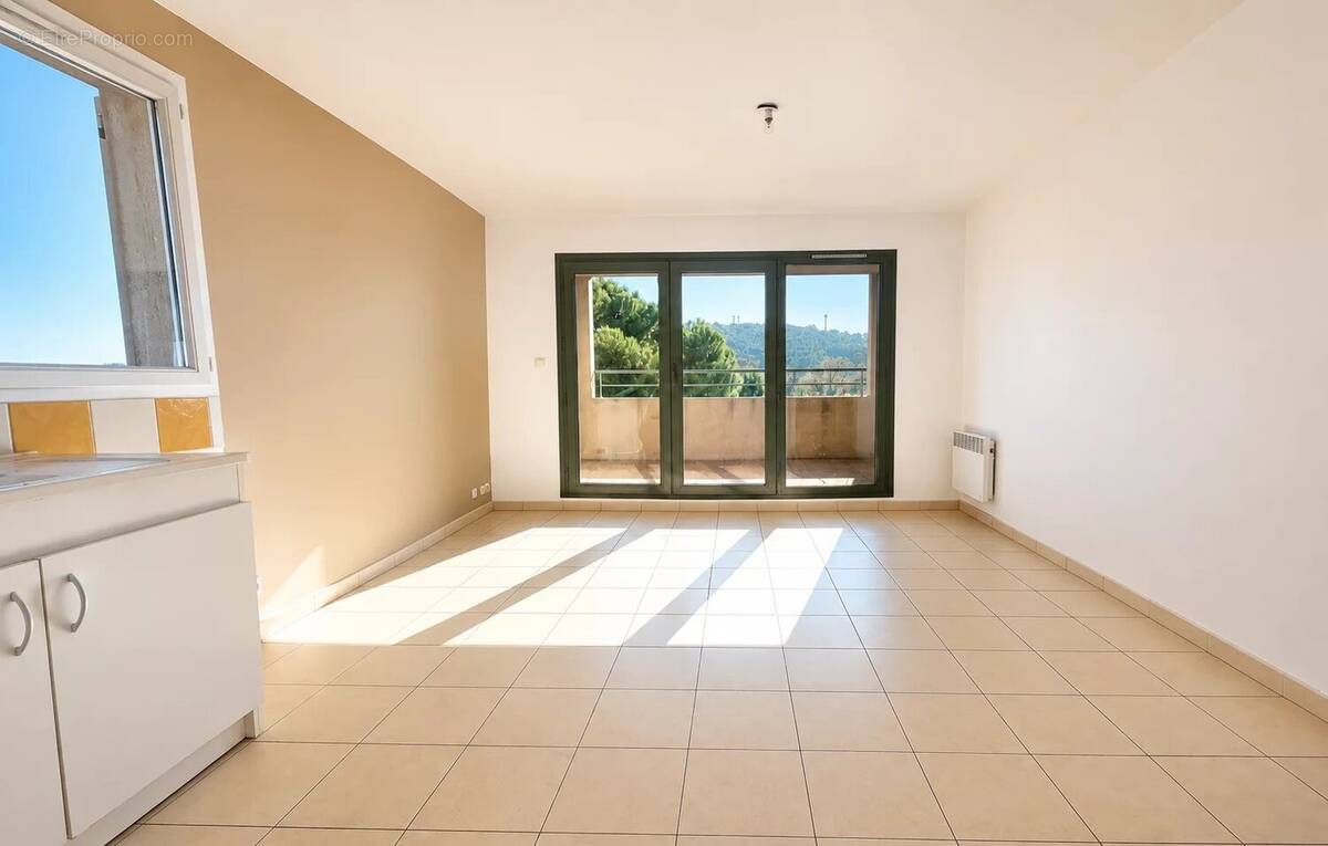 Appartement à SANARY-SUR-MER
