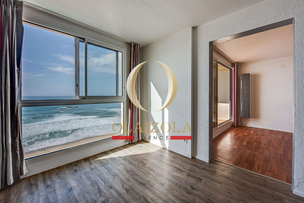BIARRITZ / GRANDE PLAGE - Appartement Hotelier vue mer en étage élevé - photo 3