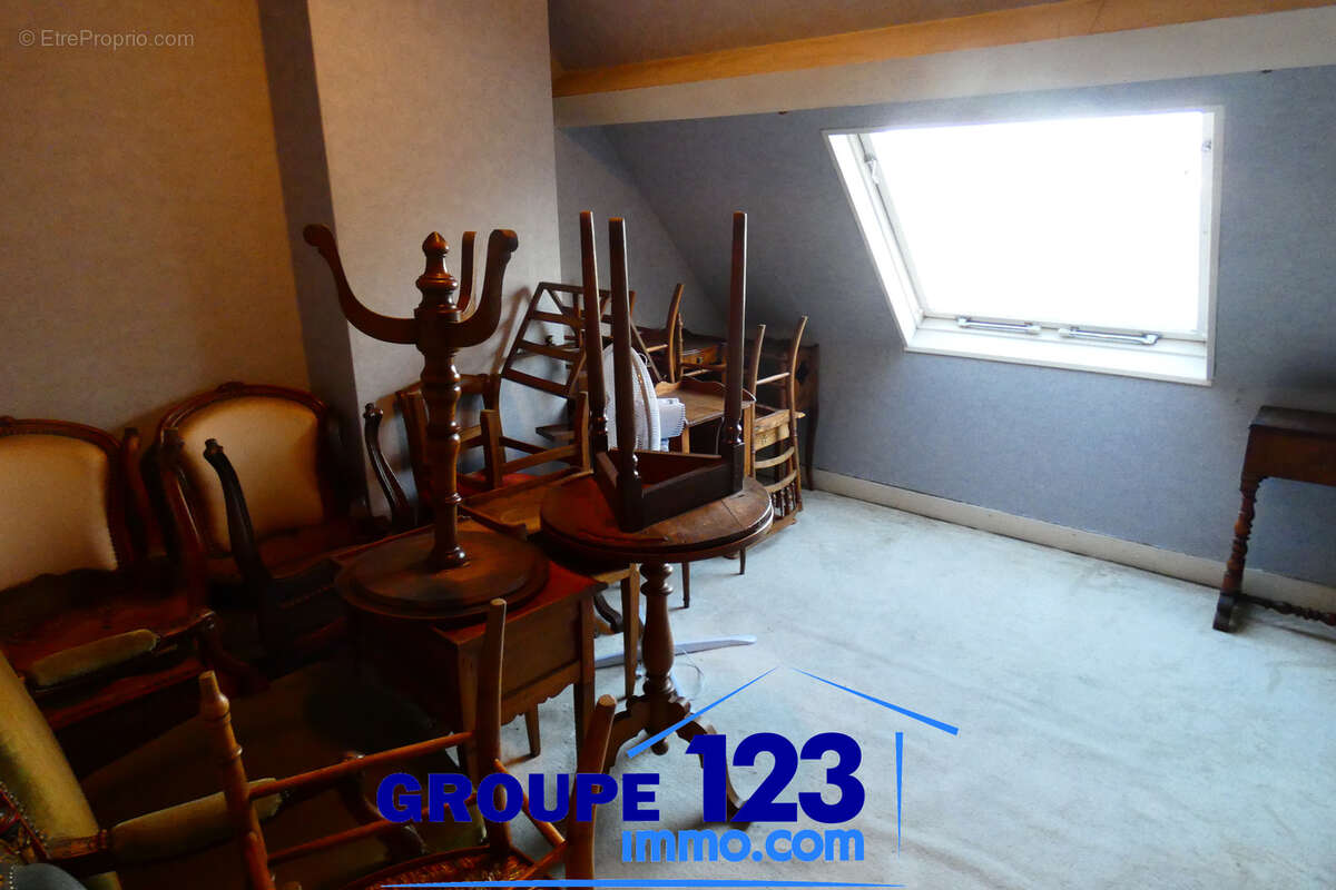 À vendre   Maison spacieuse et idéalement située à Auxerre   162 000 € - photo 7