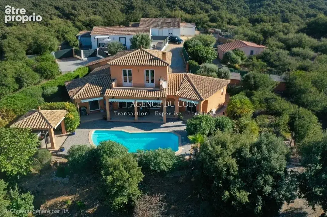 Maison à TRANS-EN-PROVENCE