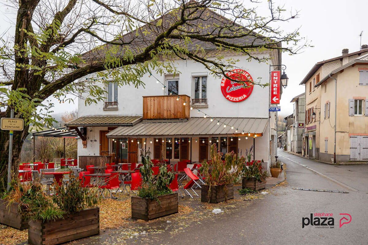 Commerce à LA BREOLE