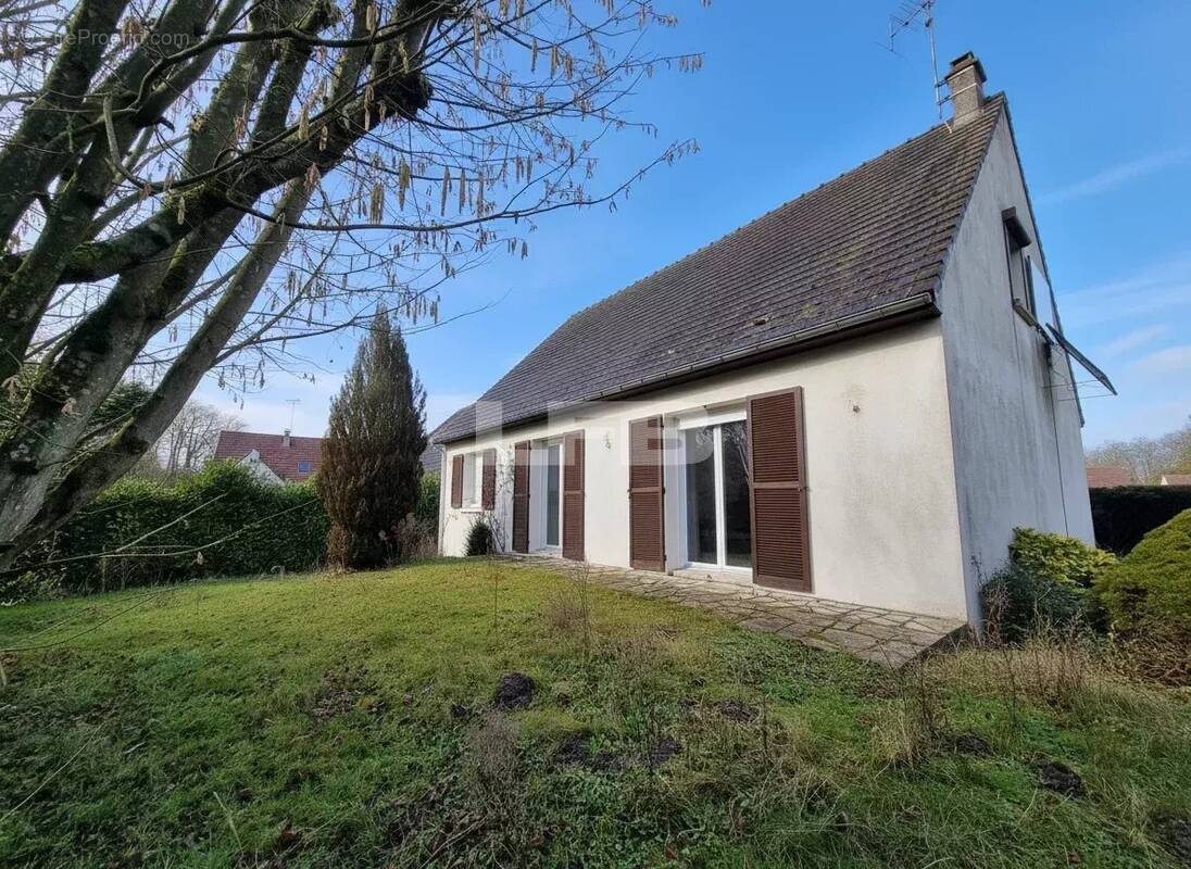 Maison à ORRY-LA-VILLE