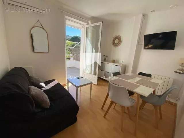 Maison à HYERES