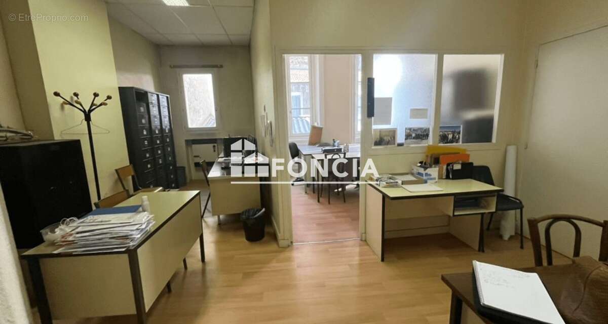 Commerce à SAINT-ETIENNE