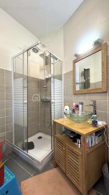 Appartement à VAIRES-SUR-MARNE