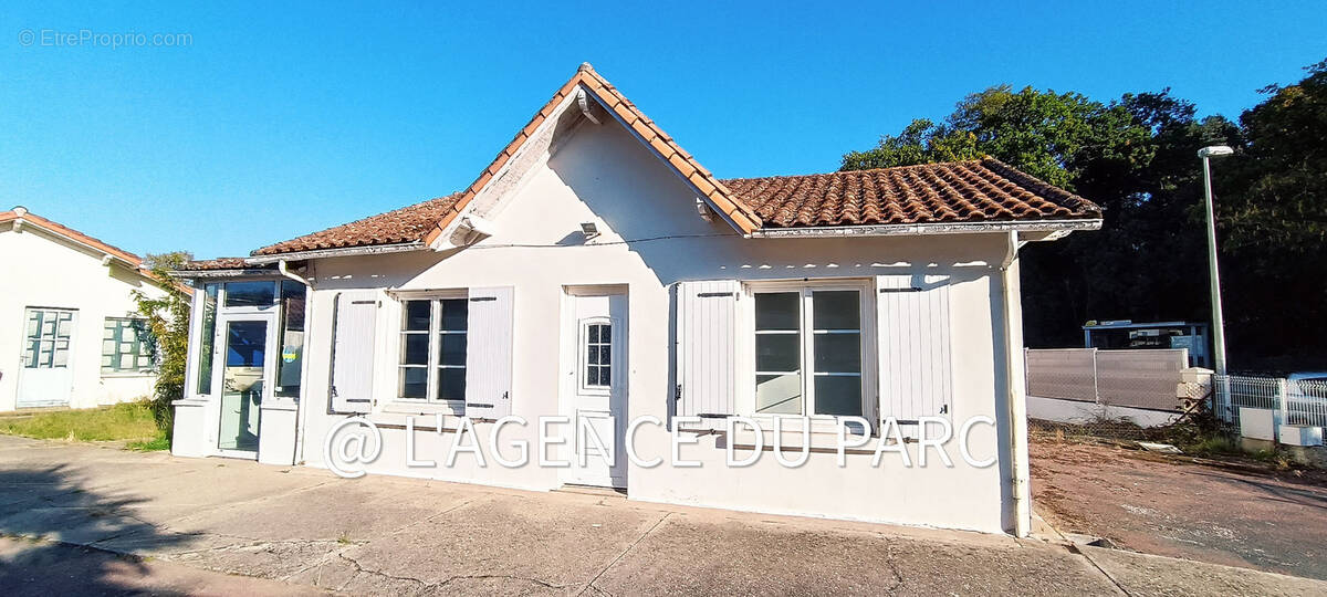 Maison à MESCHERS-SUR-GIRONDE