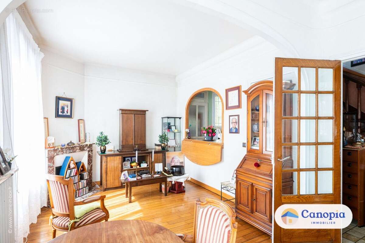 Maison 91 m² à Arcueil  - photo 3