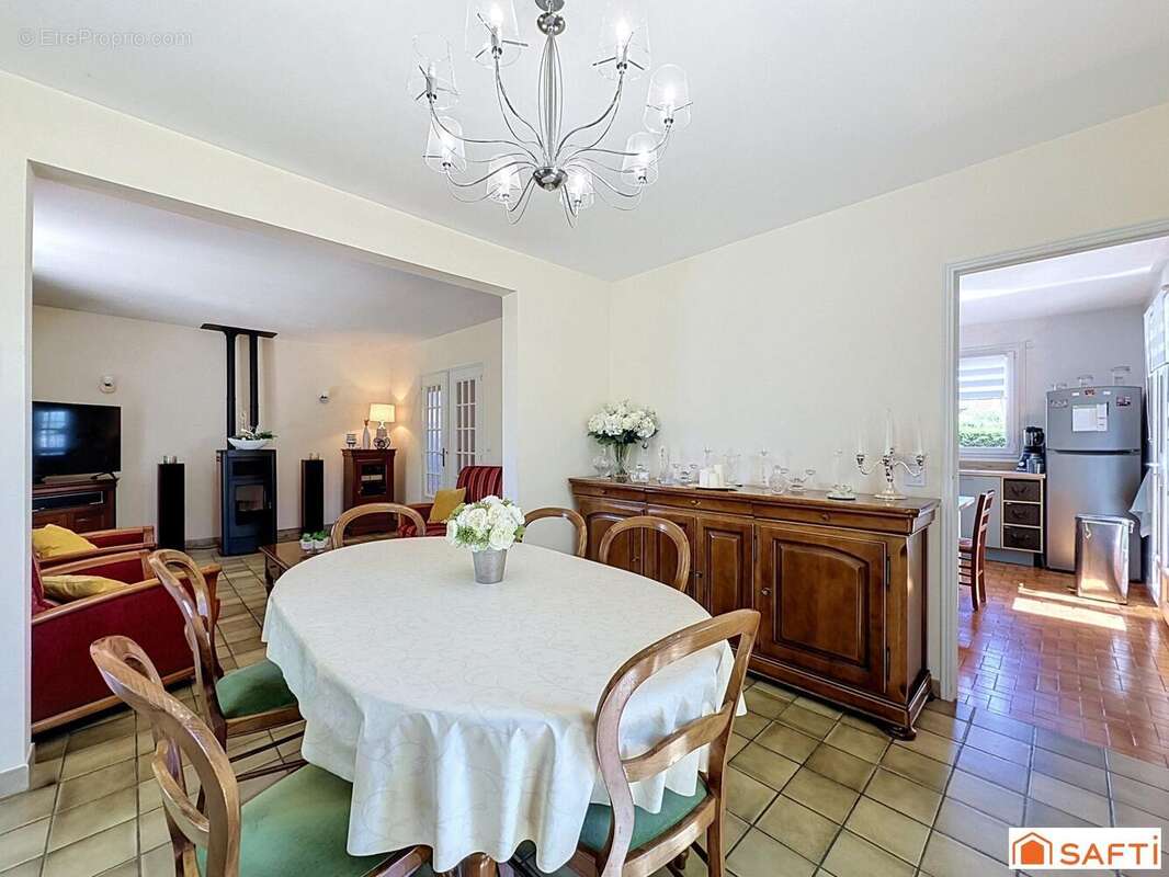 Maison 152 m² à Villeblevin  - photo 6