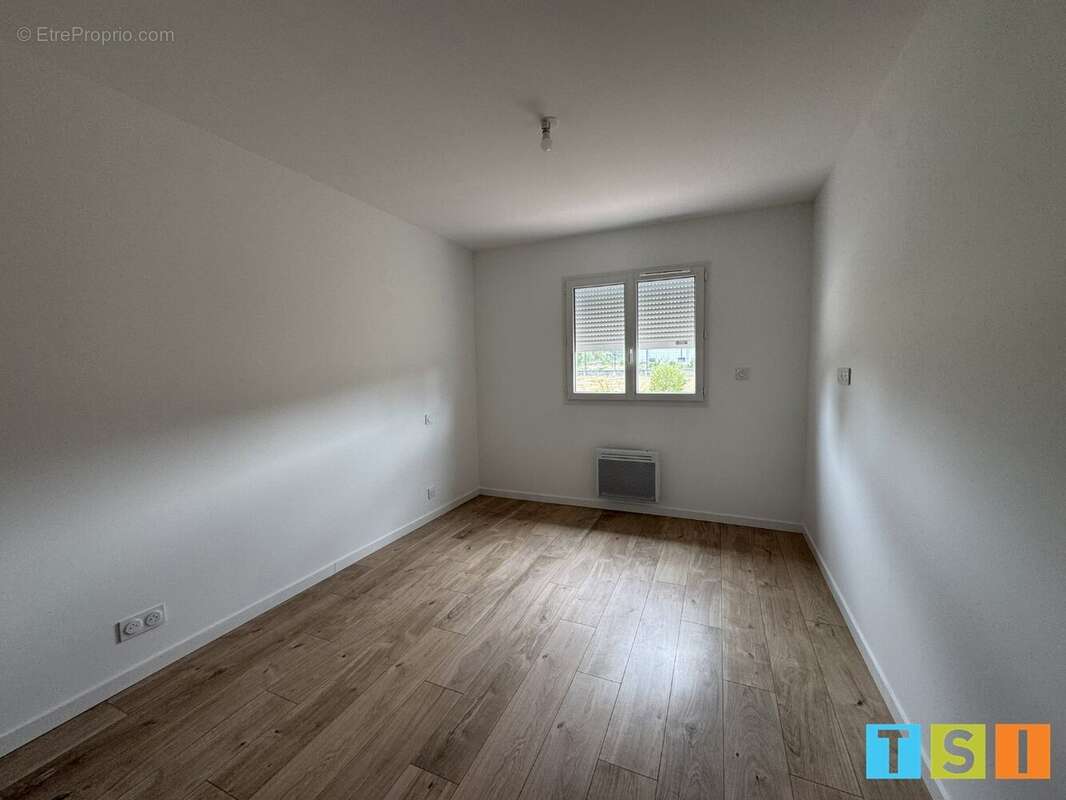 Sur les Serres Saint - Gaudinoises 130 m² de confort, sur 2060m² de terrain clos . - photo 8