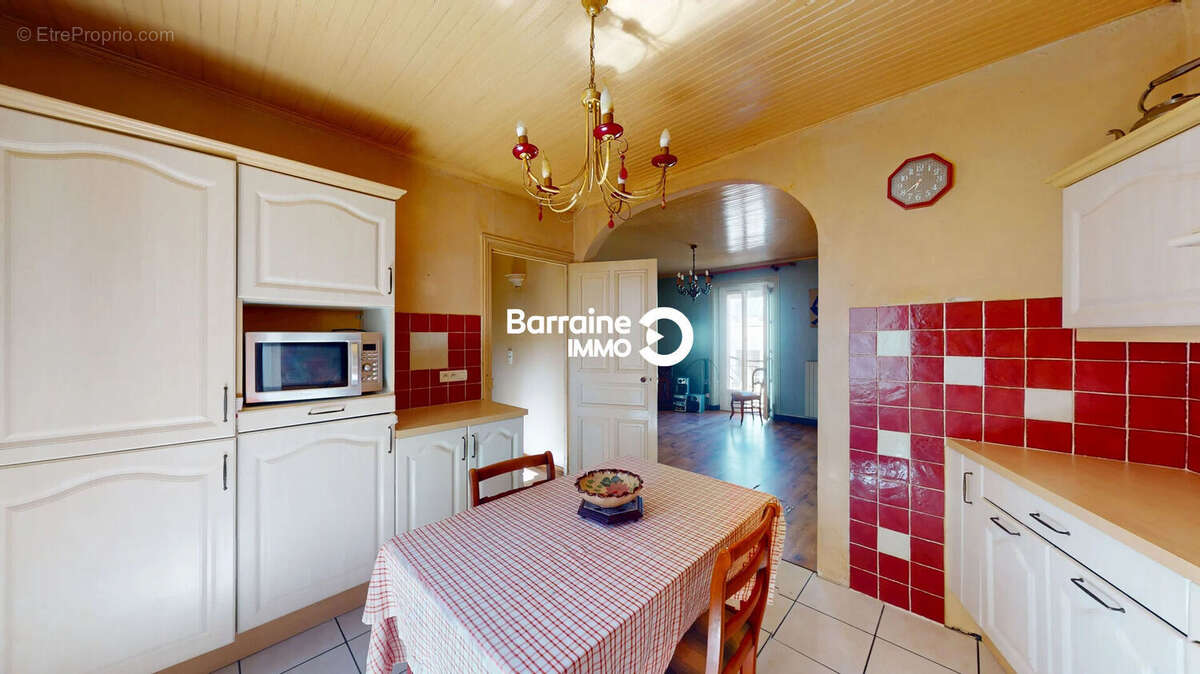 Barraine Immo /Rare sur le marché-Maison de charme  4 pièces à Port Louis,entre mer et terre - photo 5