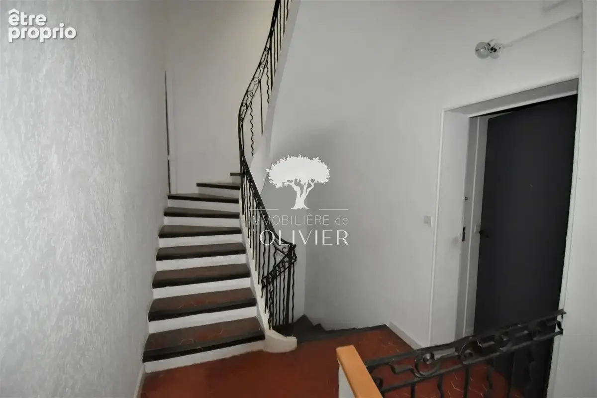 Appartement 7 pièces 302 m² à vendre à Apt (84400) - photo 8