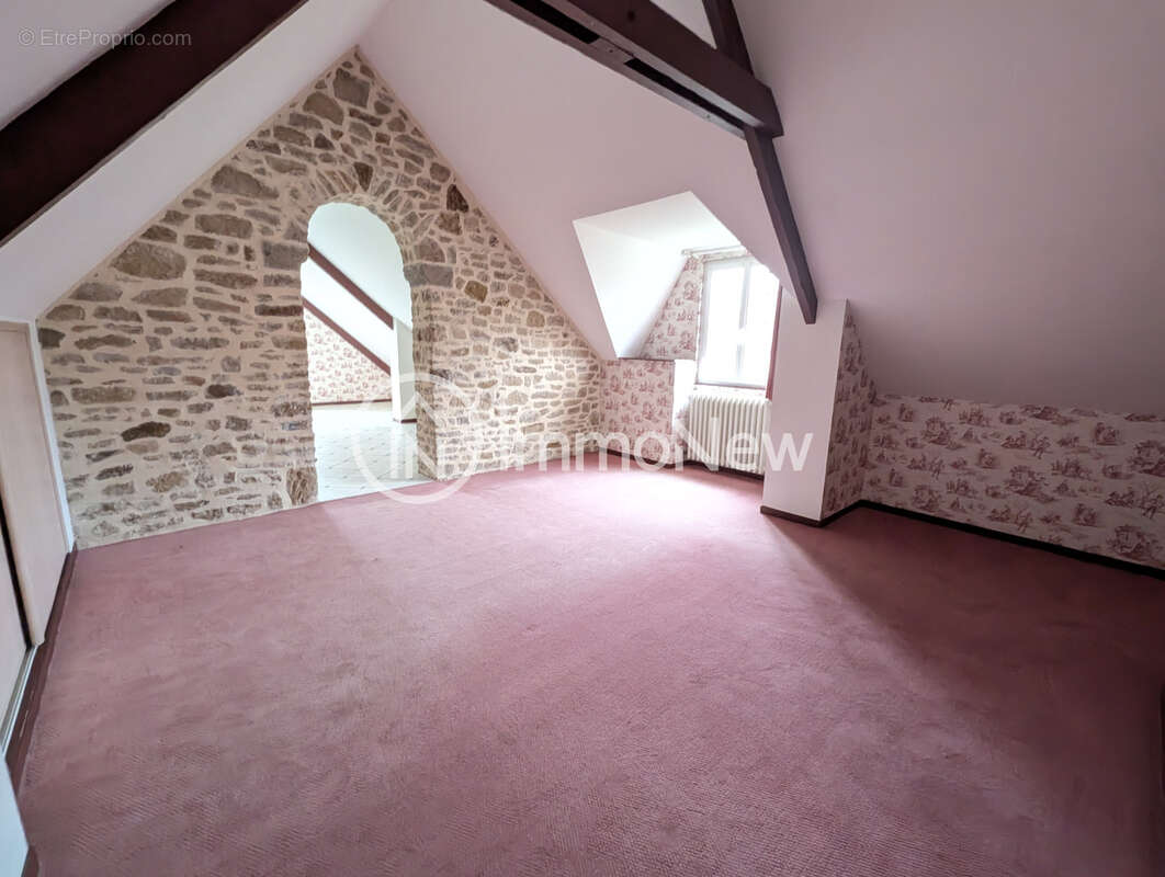 Propriéte de 202 M2 sur un terrain constructible de 1565 m2 - photo 26