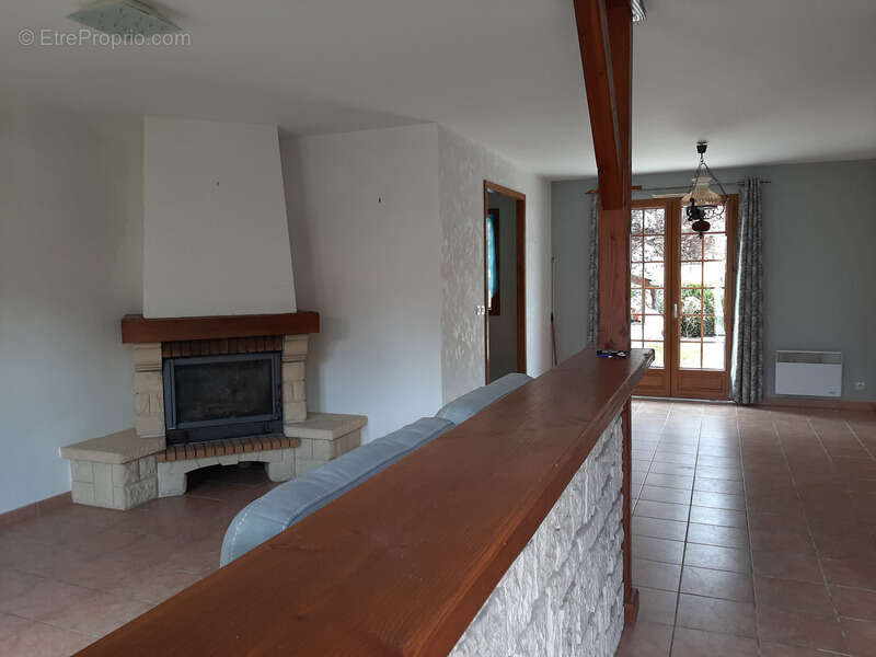 Maison à LUZY