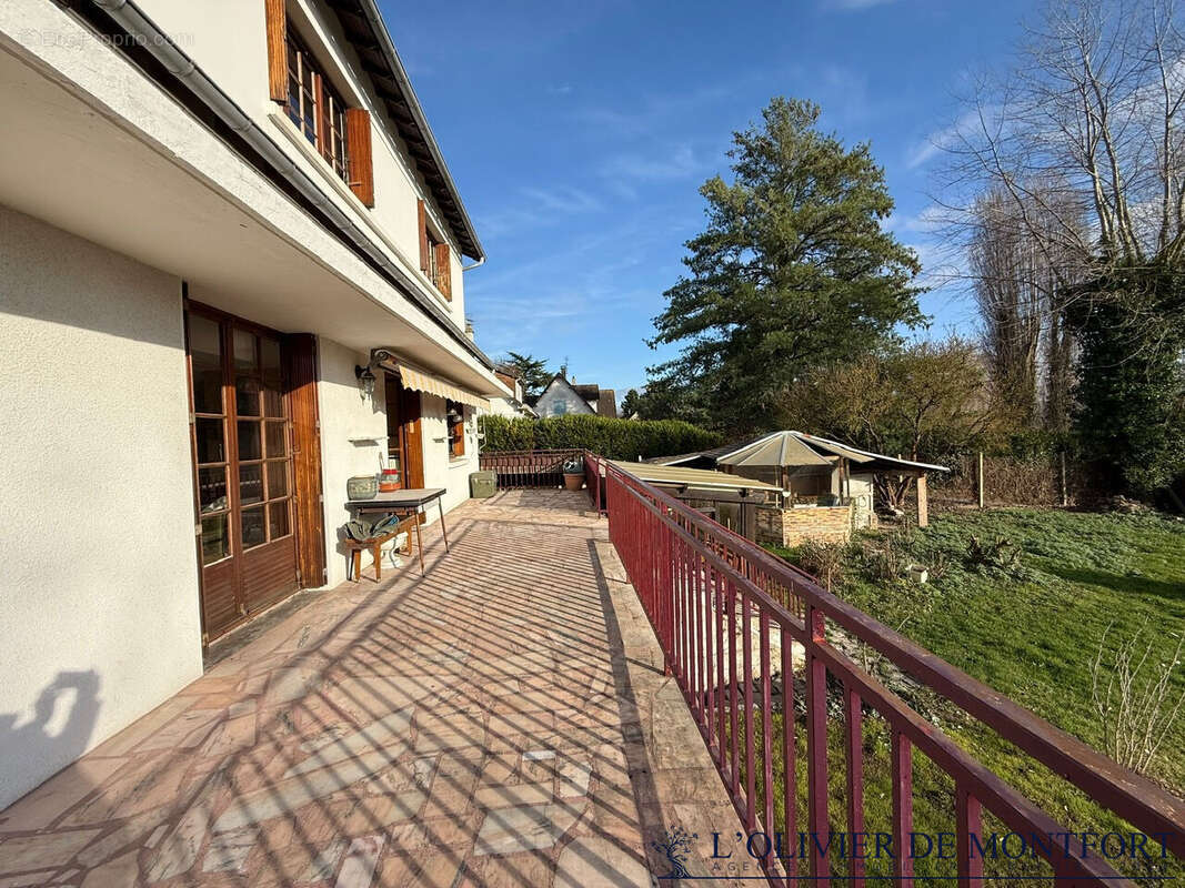 Maison à MONTFORT-L'AMAURY