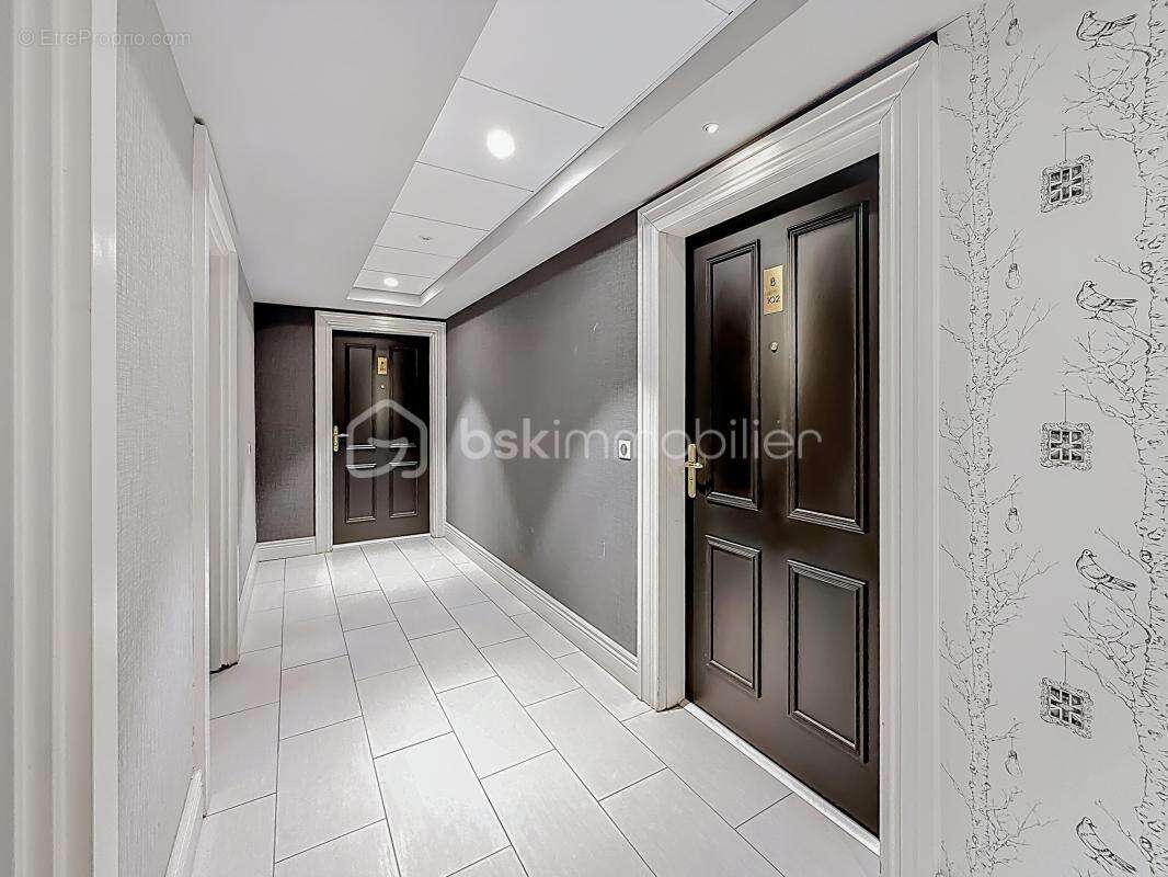 Appartement à LATTES