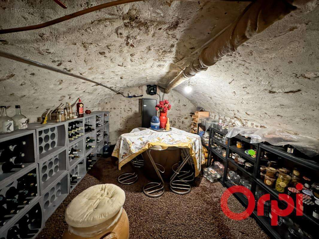 Maison à SAINT-BONNET-TRONCAIS