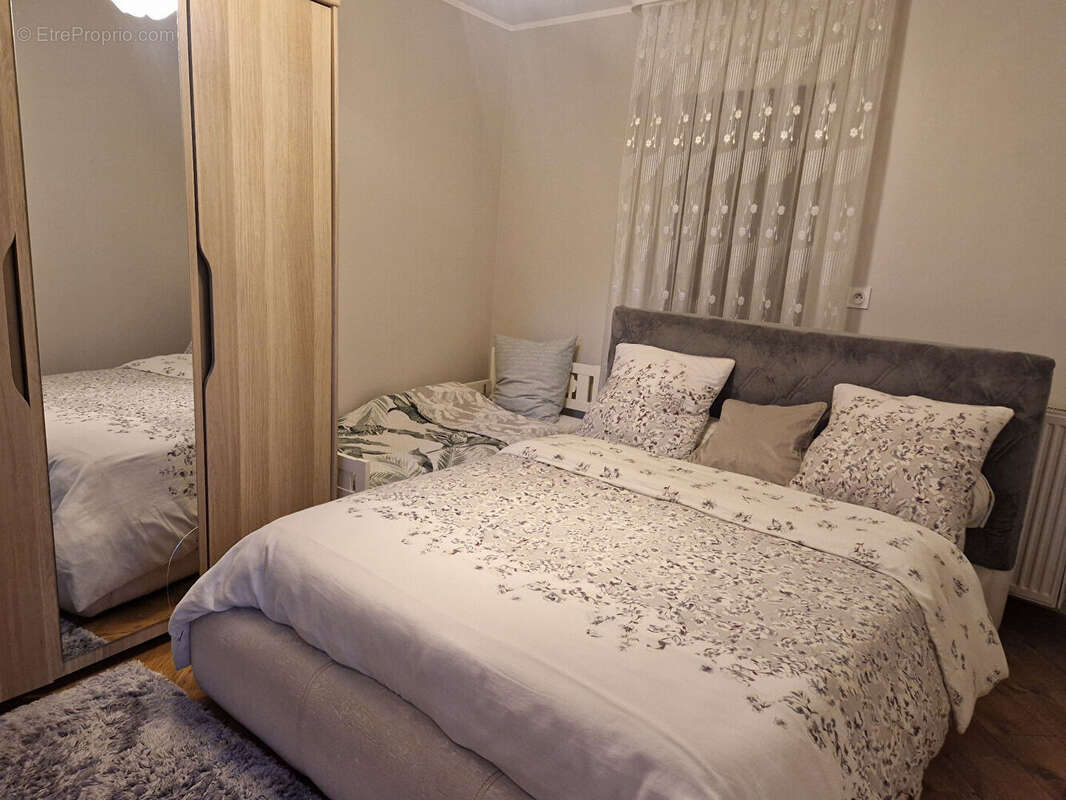 Appartement à LIVRY-GARGAN