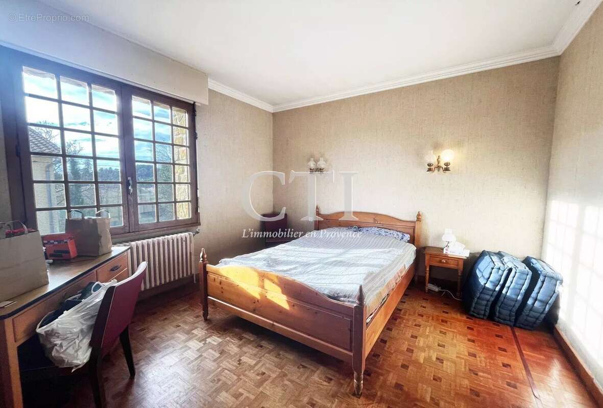 Maison à VAISON-LA-ROMAINE