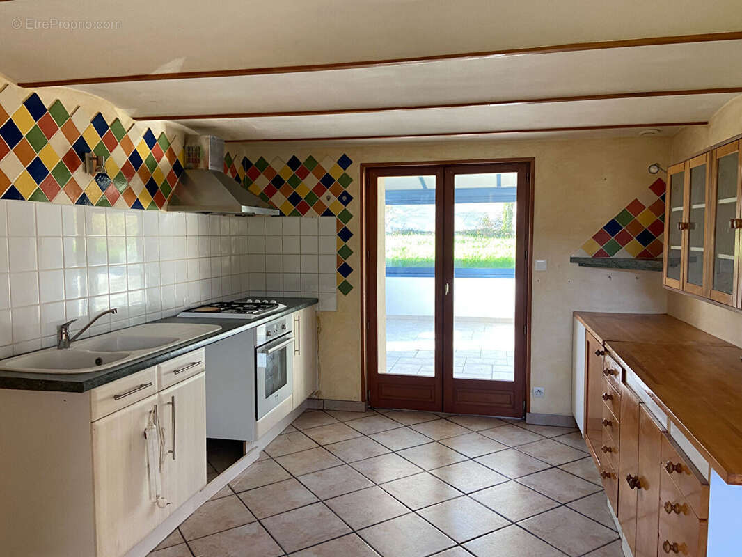 Maison à COULANGES-LES-NEVERS