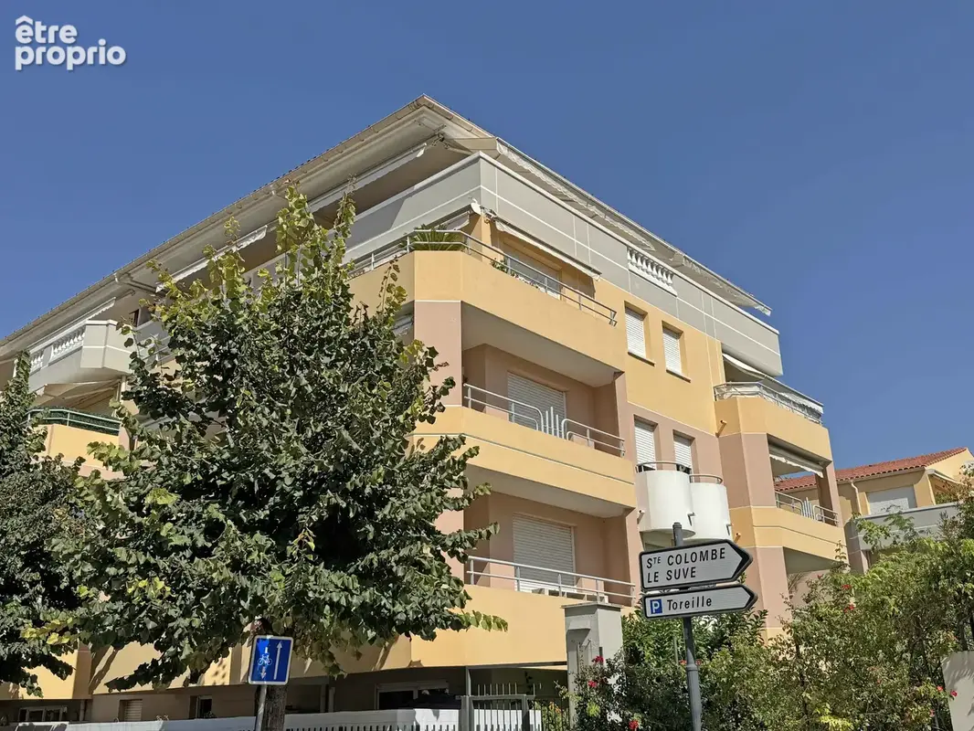 Vence Centre-ville   Spacieux 3 pièces de 90 m2 avec terrasse et grand garage - photo 10