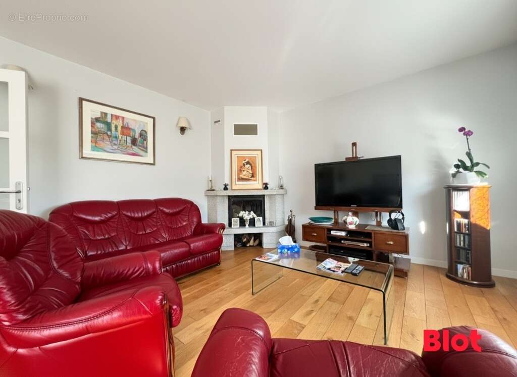 Maison 156 m² à Vannes  - photo 2
