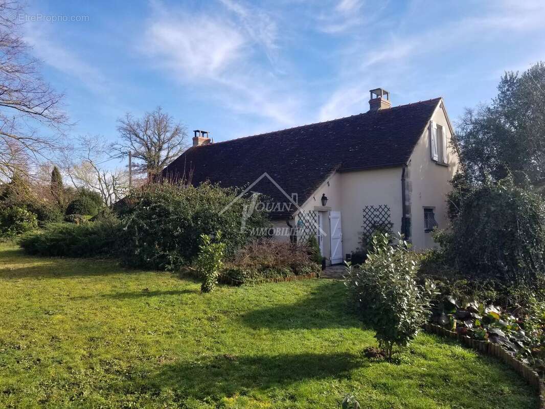 Maison à HERISSON