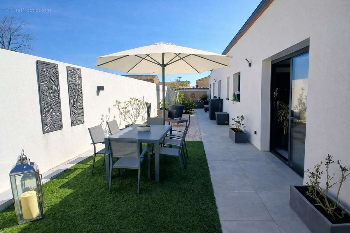 Villa plain-pied contemporaine 3 chambres avec suite parentale et terrain piscinable - photo 18