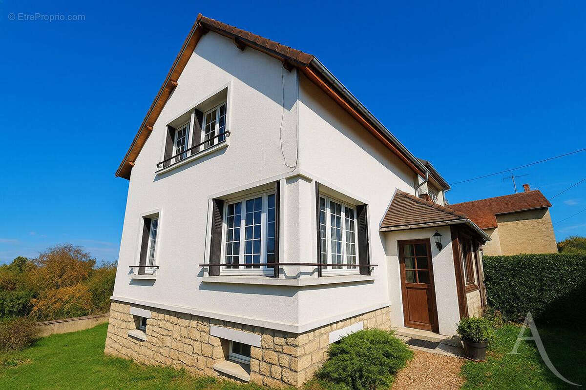 Maison à MANTES-LA-JOLIE