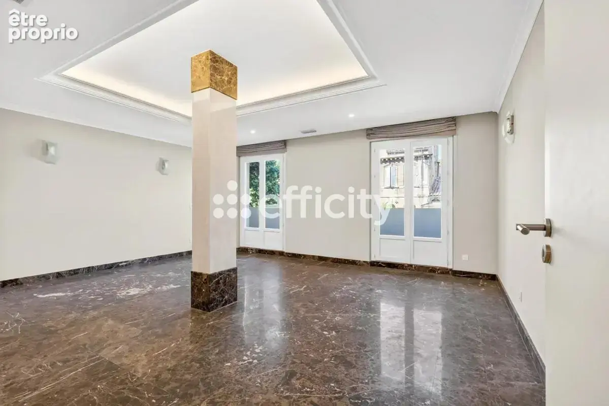 Commerce 152 m² à Avignon  - photo 13
