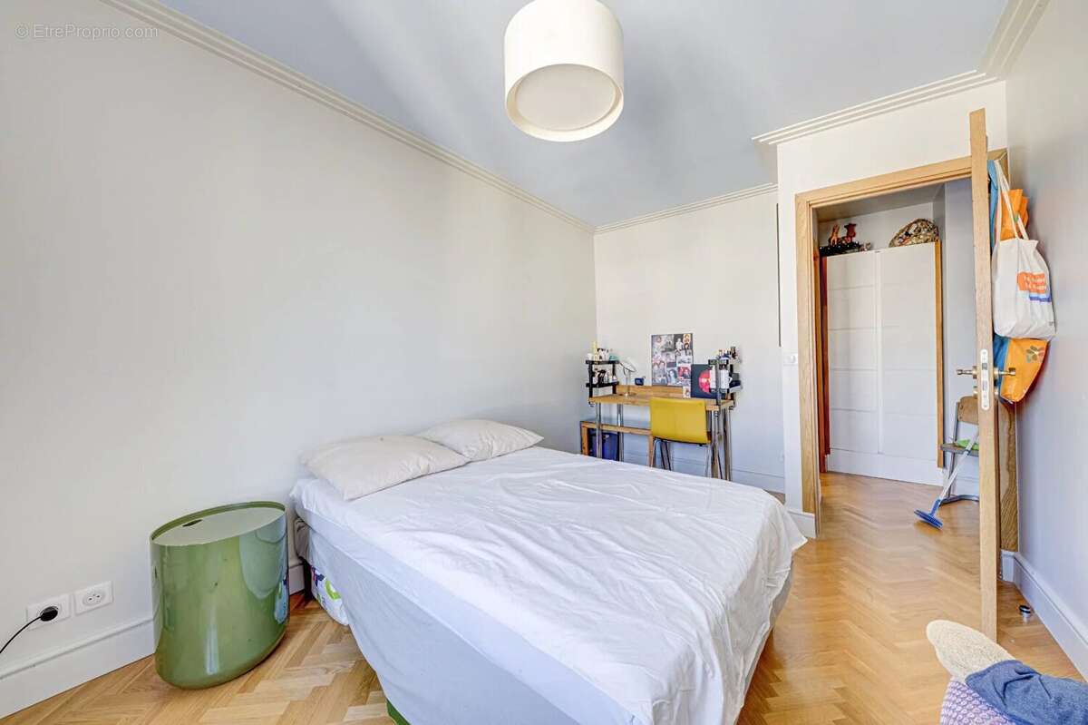 Appartement Colombes  les vallées 4/ 5 pièce(s) de 94 m² - photo 11