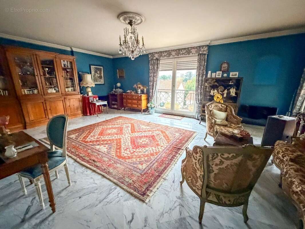 Appartement à LE RAINCY
