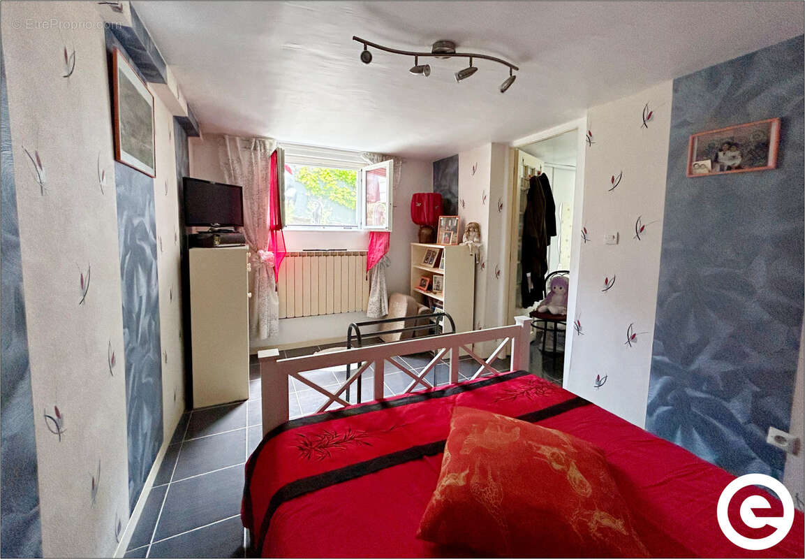 Maison 3 pièce 103 m2 véranda et jardin arboré - Saint-Martin-du-Tertre à 5 min de Sens - photo 11