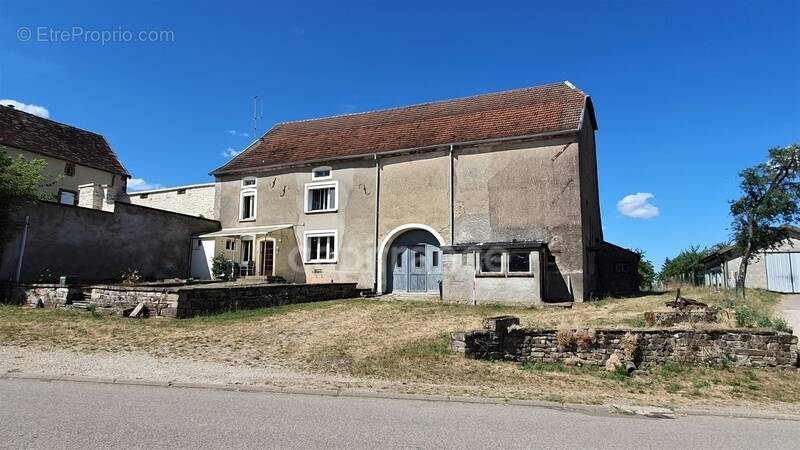 Maison à DAMPIERRE-LES-CONFLANS