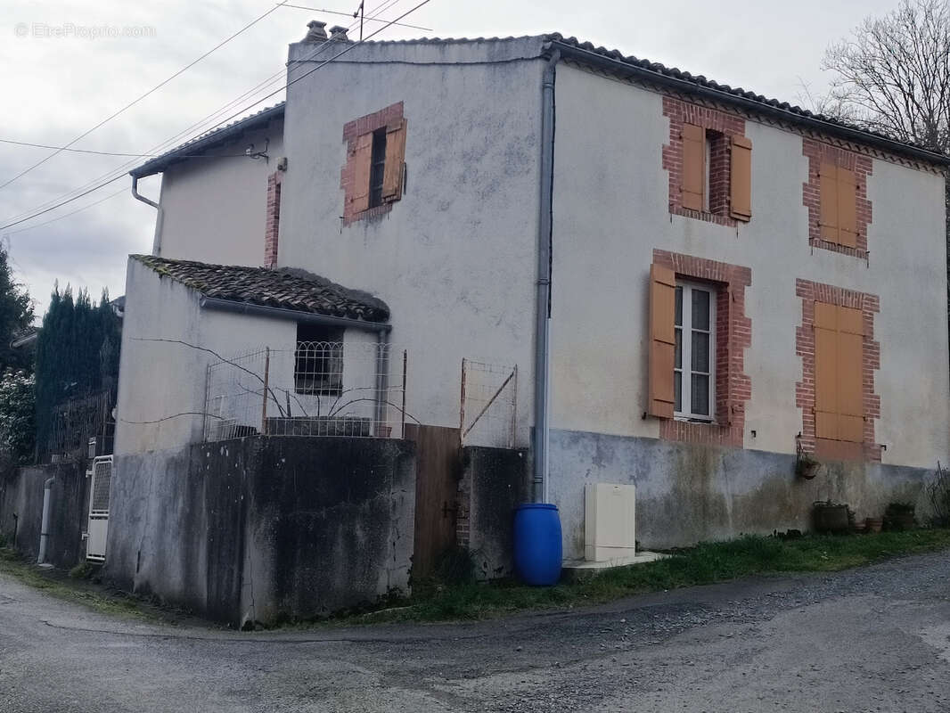 Maison à rénover avec garage - photo 8