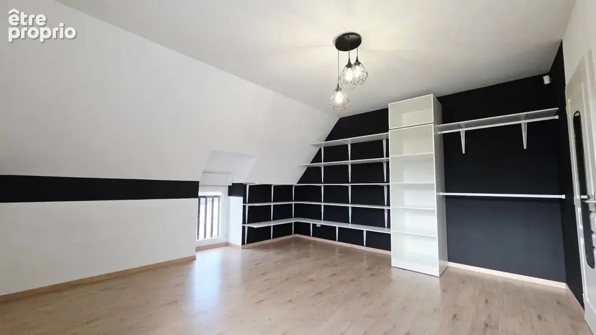 Mehun sur yevre maison renovee 3 pieces 91.6m² garage - photo 12