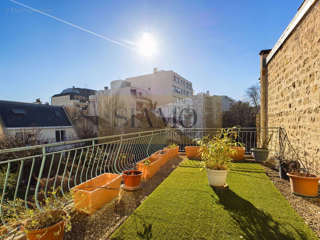Maison avec jardin arboré - 3/4 chambres - vincennes - photo 11