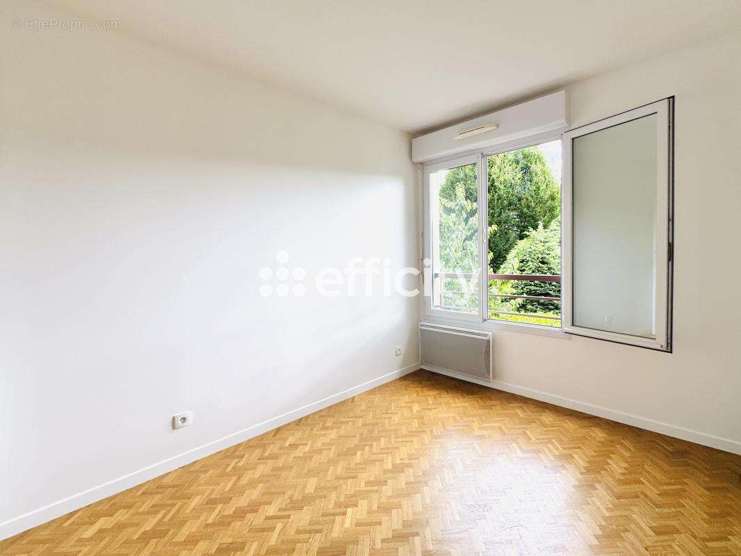 Appartement à CHATILLON
