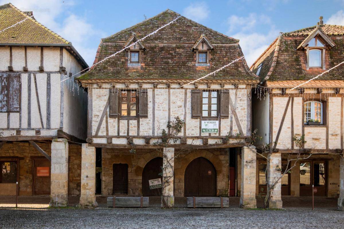 Maison à BRETENOUX