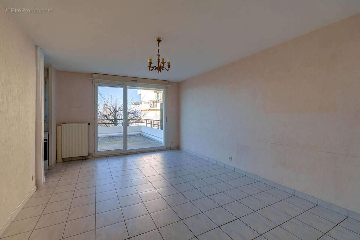 Appartement à EVIAN-LES-BAINS