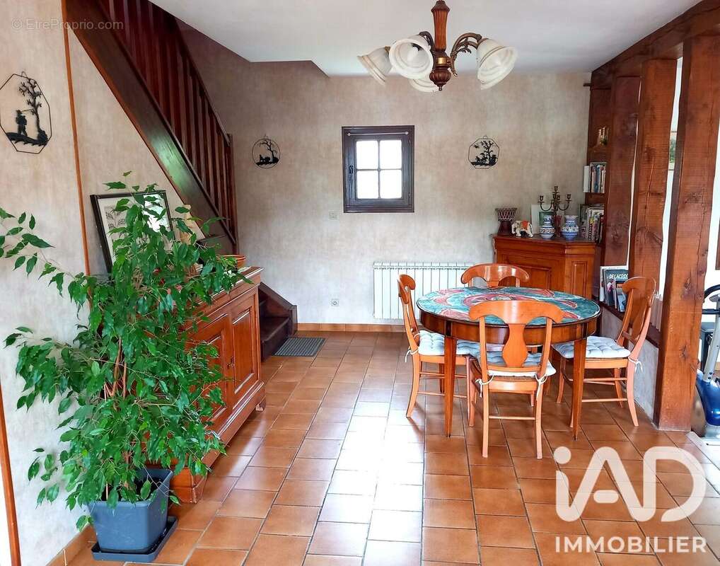 Maison 107 m² à Argenvilliers  - photo 2