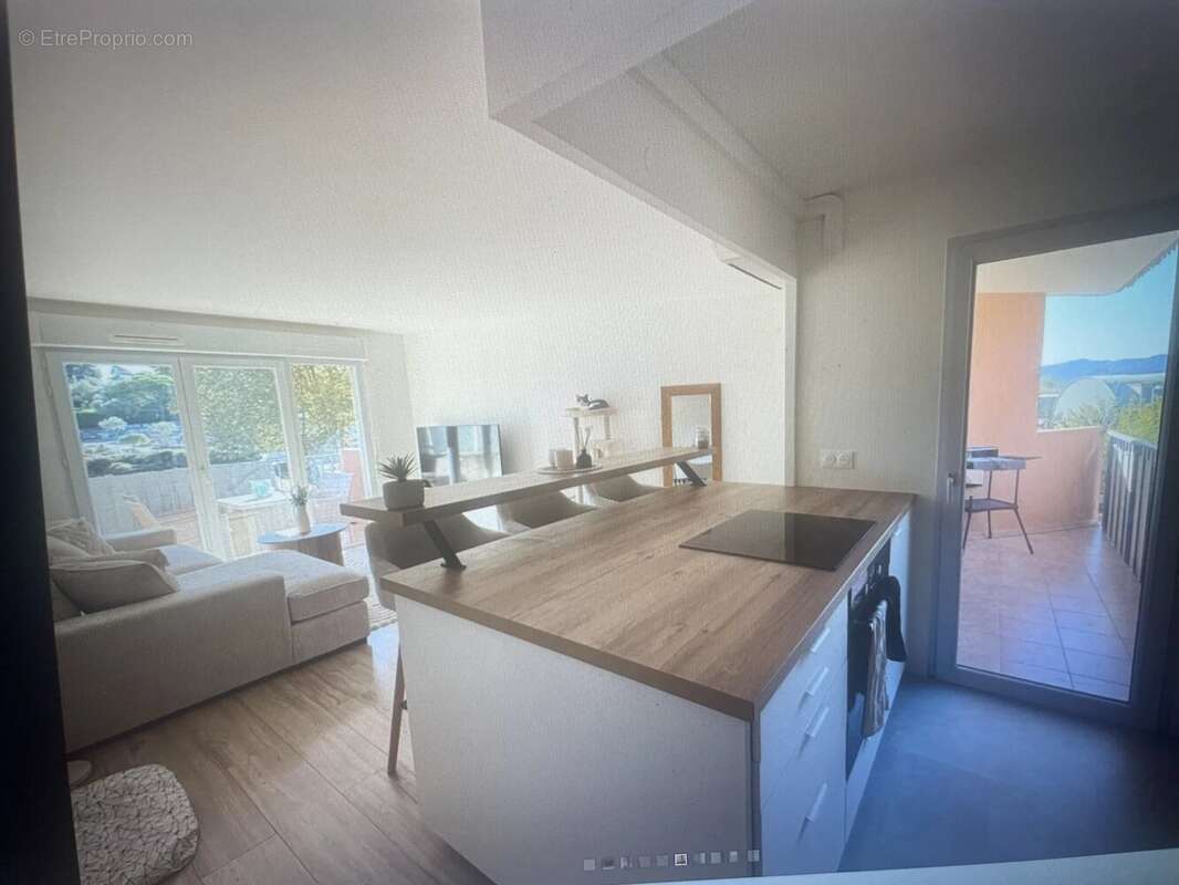 Appartement à FREJUS